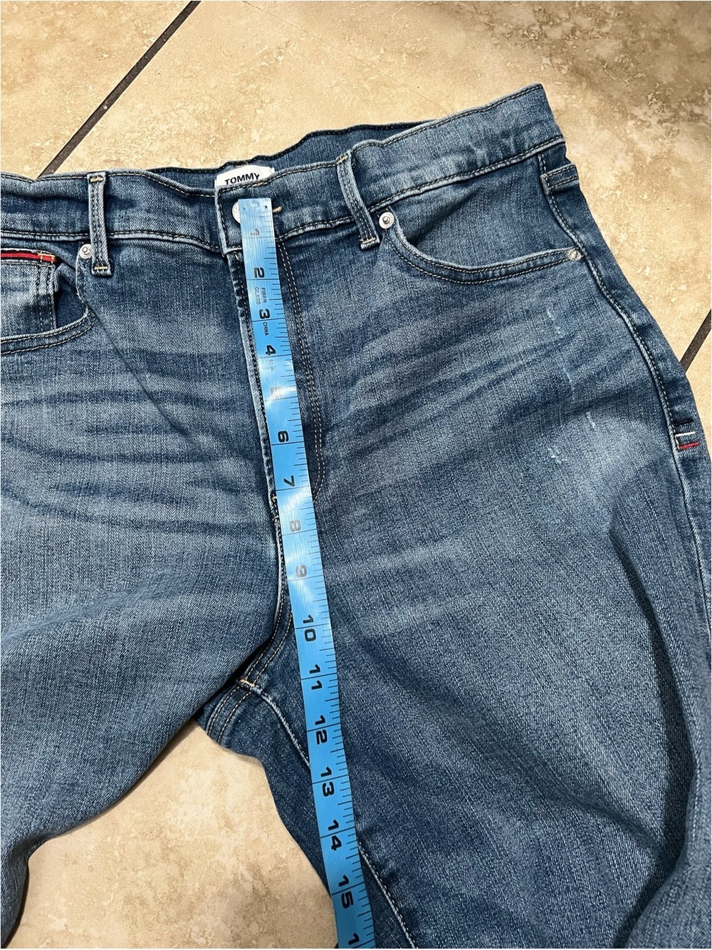 Tommy Jeans - Picture 4 of 6